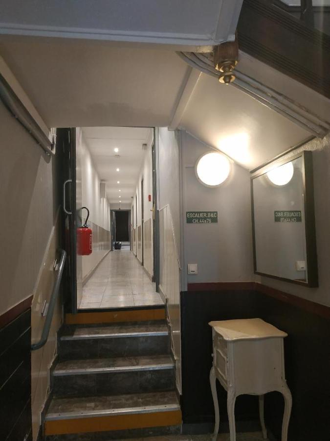 Hipotel Paris Belleville Gare De L'Est Екстер'єр фото