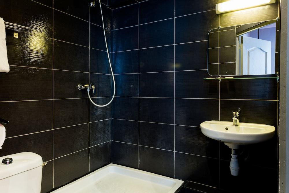 Hipotel Paris Belleville Gare De L'Est Екстер'єр фото